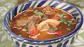 Рецепты с фруктами, огурцом и языком