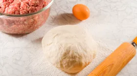 Заварное тесто с яйцом на кипятке для пельменей