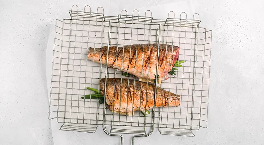 Судак на гриле