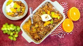 Крамбл с апельсинами и виноградом