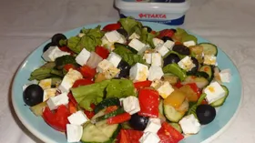 Рецепты с соусами, огурцом и оливками
