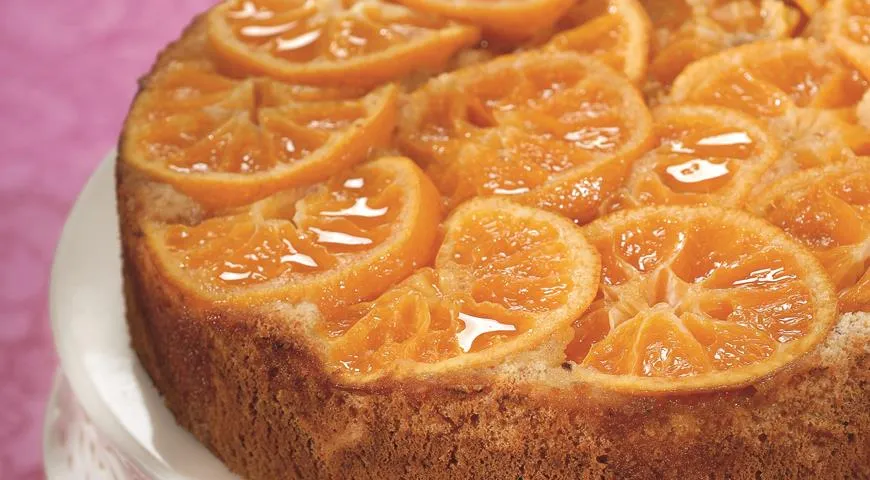 Простые рецепты пирог с мандаринами. Мандариновый пирог. Пирог из мандаринов. Пирог с мандаринами в духовке. Пирог мандариновый заливной.