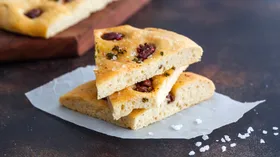 Простые рецепты с оливками и хлебобулочными изделиями
