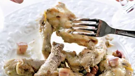 Рецепты с беконом, алкоголем и курятиной