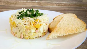 Рецепты со сметаной, яйцом куриным и варёной колбасой