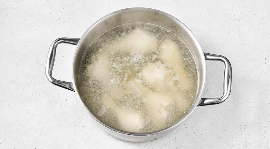 Куриный суп с вермишелью и яйцом