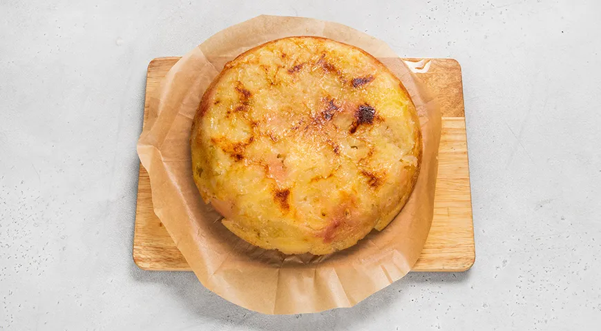 Яблочный пирог на сковороде