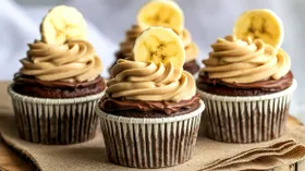 Банановые капкейки
