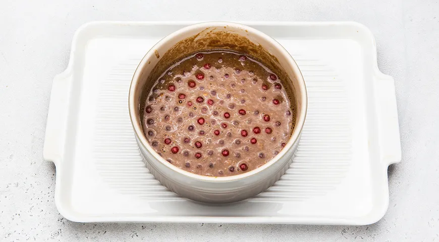 Кулага - старинный русский десерт из ягод и ржаной муки