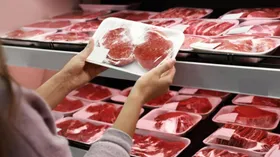 Запасайтесь мясными консервами – Россия обеспечила себя говядиной только на 50 процентов
