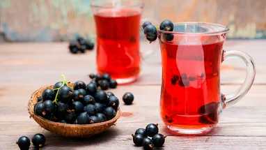 Компоты со смородиной: 9 проверенных рецептов