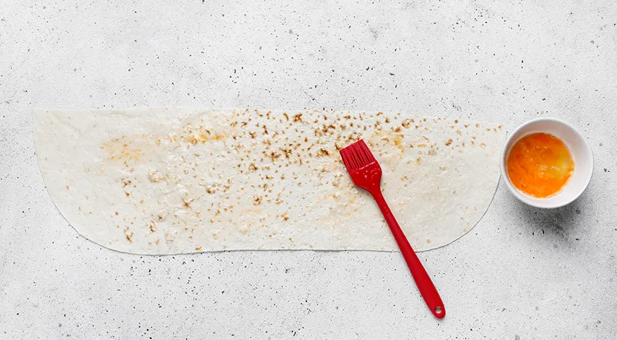 Конвертики из лаваша с творогом и зеленью