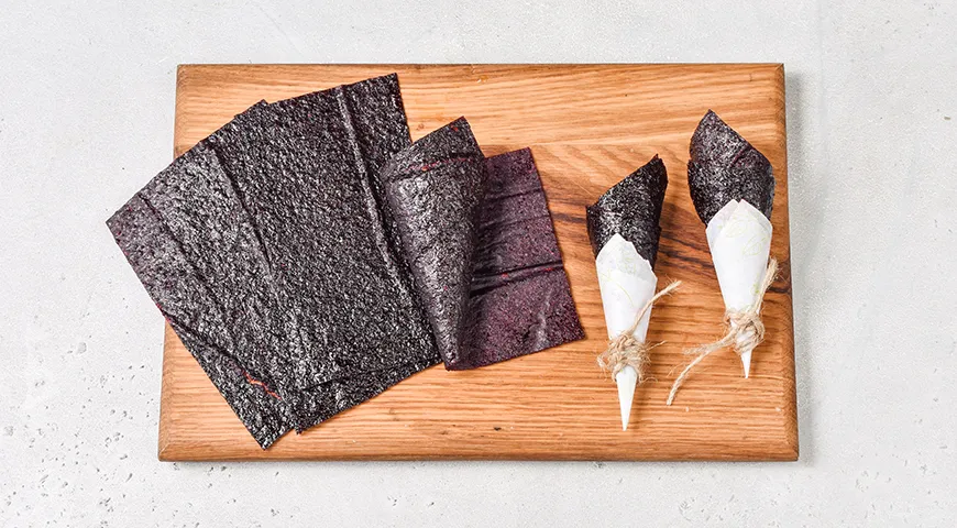 Пастила из черной смородины