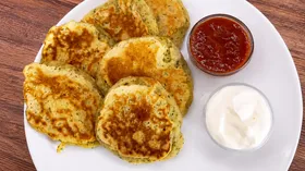 Луковые оладушки