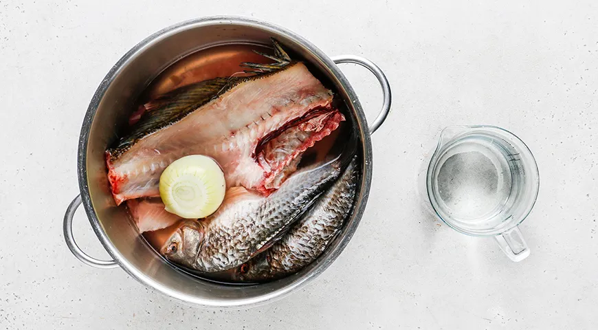 Классическая уха из речной рыбы