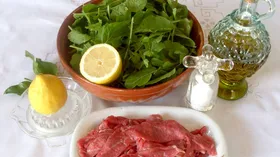 Простые рецепты с мясом и рукколой