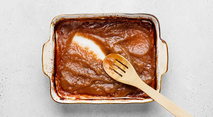 Яблочное повидло в духовке