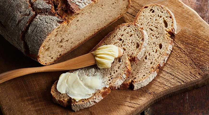 Бутерброд с маслом — самый популярный вариант завтрака с конца XIX века