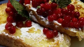 Рецепты с ягодами, молоком и продукцией пчеловодства
