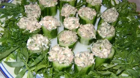 Рецепты с соусами, огурцом и тунцом