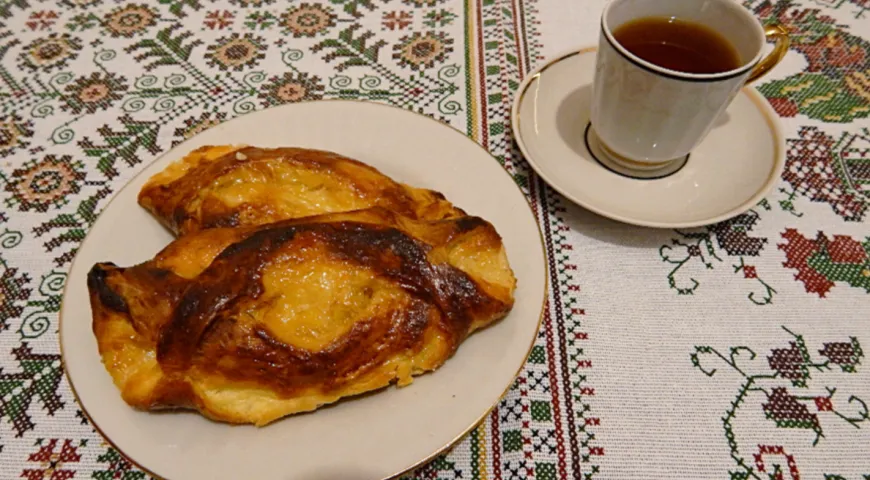 Булочки с творогом и апельсиновым джемом