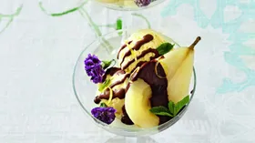 Рецепты с ягодами, шоколадом и грушей