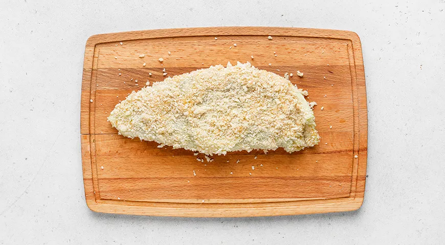 Чебуреки из капусты с куриным фаршем