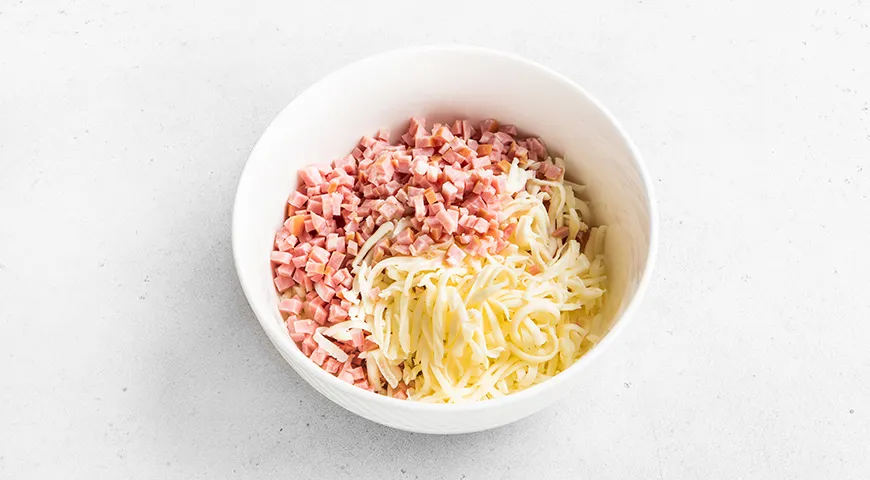 Хачапури с ветчиной и сыром