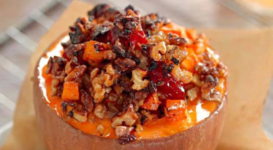 Рецепт Тыква, фаршированная орехами и кизилом (хапама)