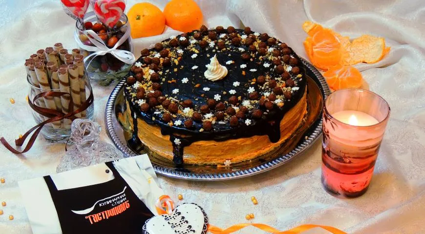 Торт вафельный ко Дню рождения журнала "Гастрономъ"