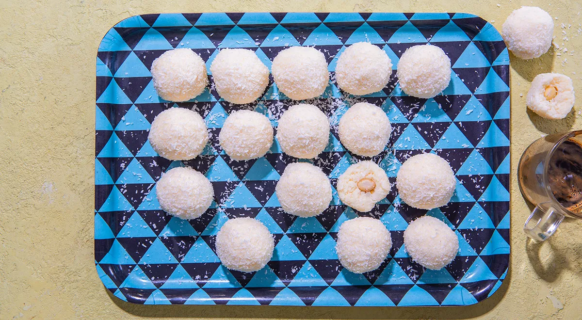 Рецепт кокосовых конфет со стружкой