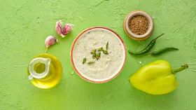 Острый сметанный соус к голубцам