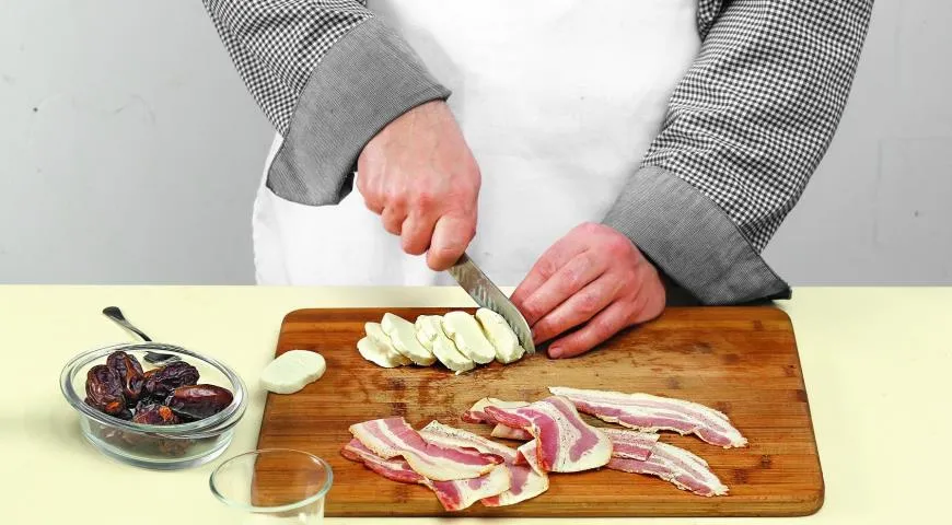 Финики с творожным сыром