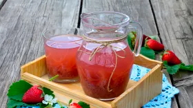 Компот из замороженной клубники
