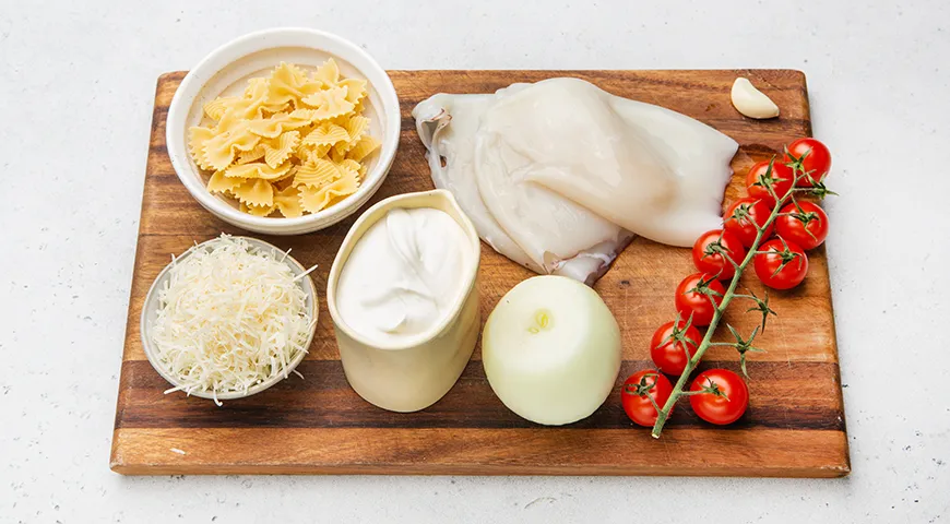 Паста с кальмарами в сливочном соусе