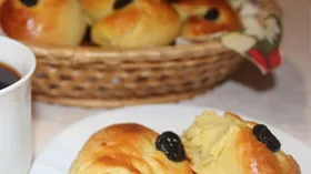 Рецепты с молочной продукцией, изюмом и шафраном