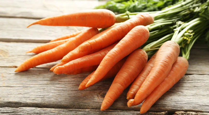 Любые оранжевые овощи содержат много бета-каротина, но особенно много его в моркови