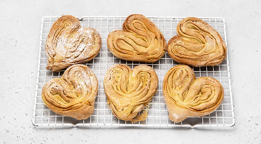 Пышные плюшки на кефире