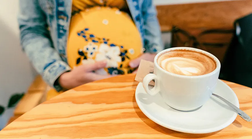 Будущим мамам стоит быть с кофе осторожными