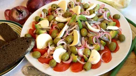 Рецепты с овощами, сыром Моцарелла и оливками