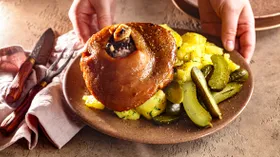 Свиная рулька в мультиварке