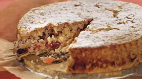 Рецепты с молочной продукцией, вишней и миндалём