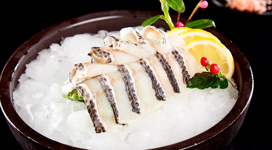 Сашими из угольной рыбы