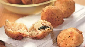 Рецепты с твёрдыми сырами, яйцом и мягкими сырами
