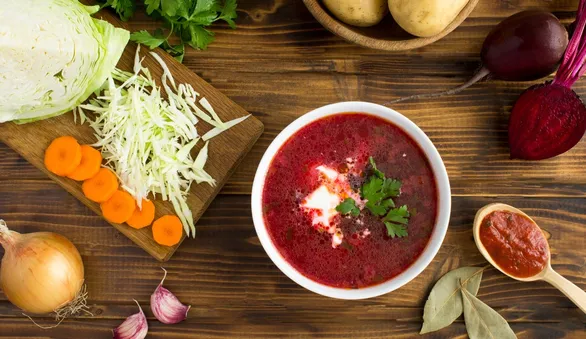 Что клали в борщ в СССР: самые неожиданные ингредиенты