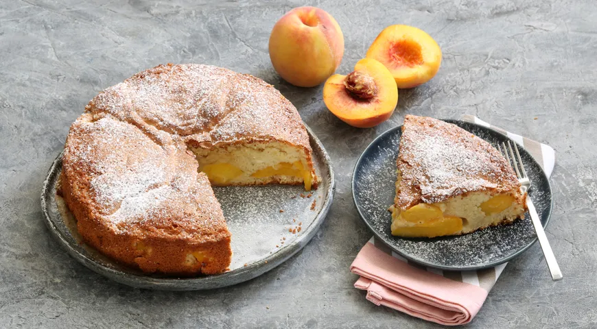 Бисквитный торт с персиками, пошаговый рецепт на ккал, фото, ингредиенты - Вална Руденко