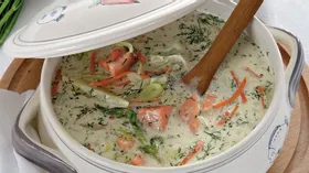 Финский рыбный суп с копченой семгой