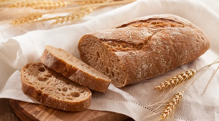 Лучший способ освоить ржаную муку — приготовить пшенично-ржаной хлеб на ржаной закваске