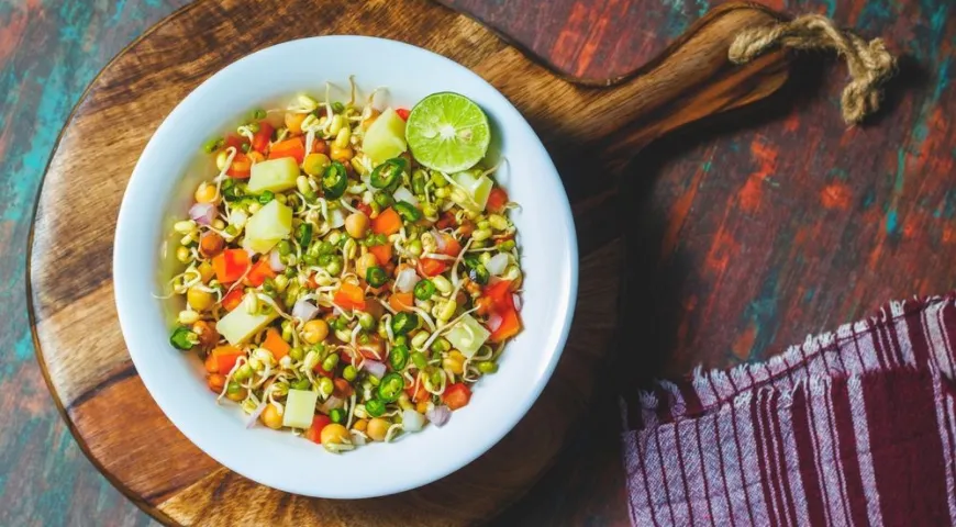 При проращивании в бобовых существенно возрастает концентрация витамина С