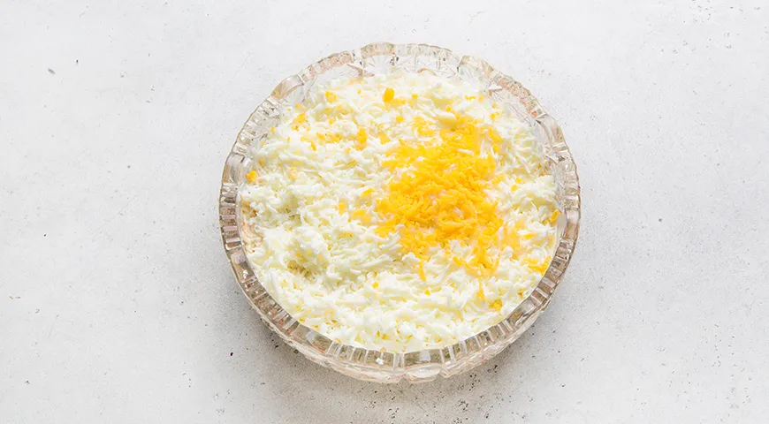 Салат «Мимоза» с семгой